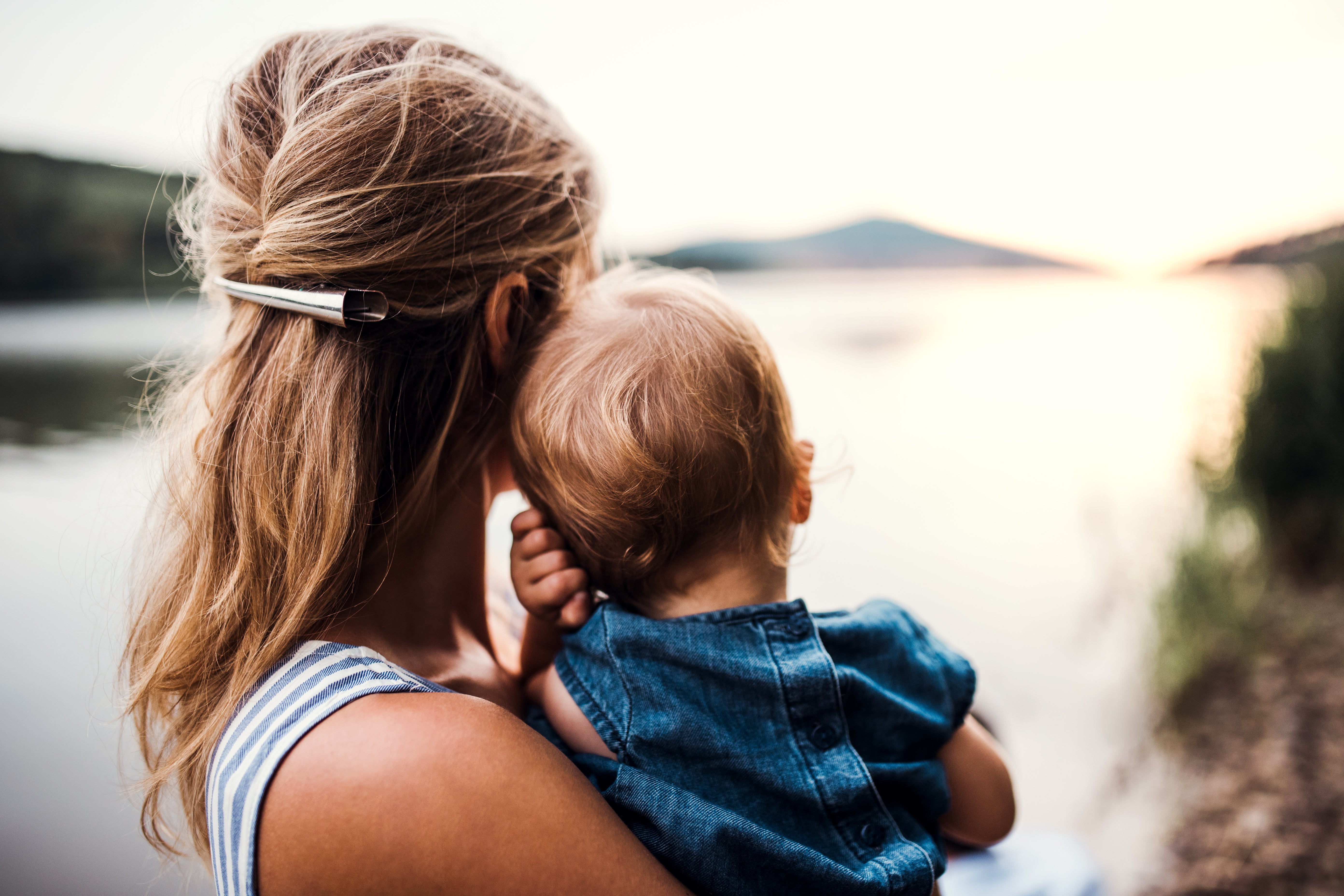 A calm everyday family moment